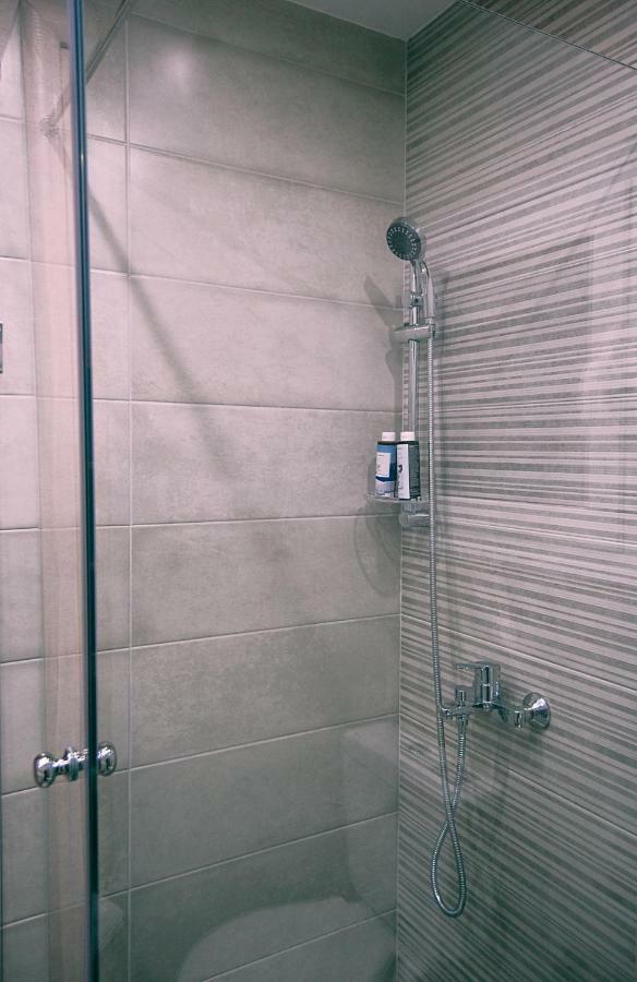 Central & Comfortable, 70M² Apt In Neos Kosmos Athena Bagian luar foto